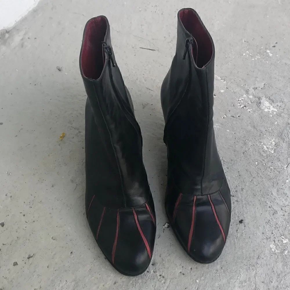G F J Italy vintage ankle boots